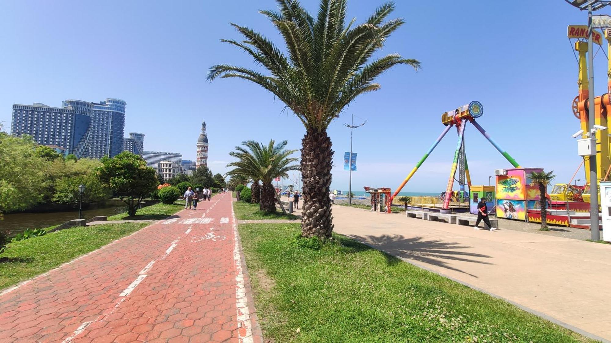 Orbi-City Batumi Apartments Sea View Exterior photo